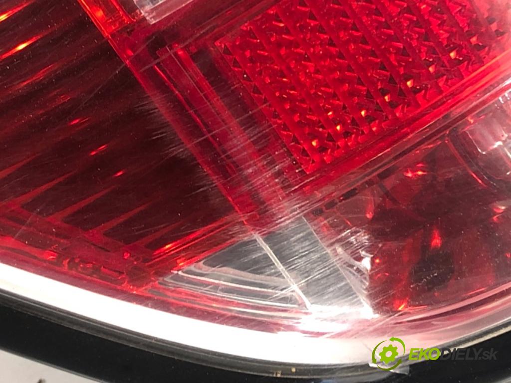 OPEL ASTRA H Kombi 2006 66 kW 1.4 (L35) 1364 světlo levý zadní část 13223674