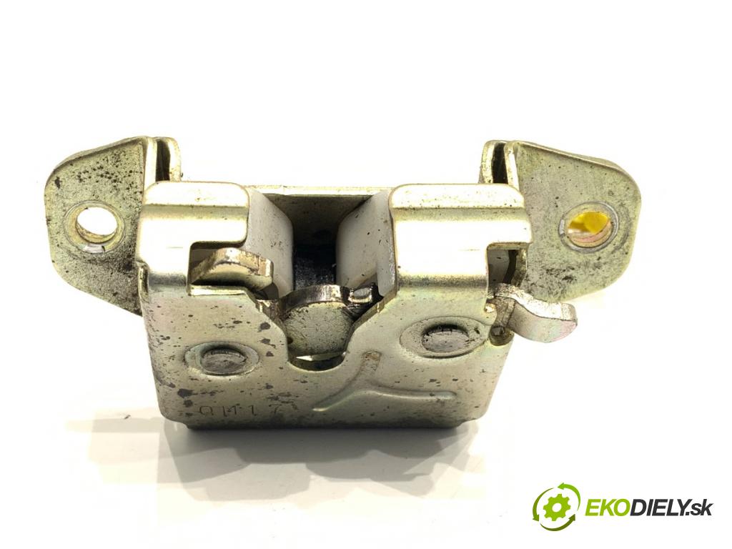 DAIHATSU CUORE VI liftback 2004 43 kW 1.0 989 zámok dveří zadní část 