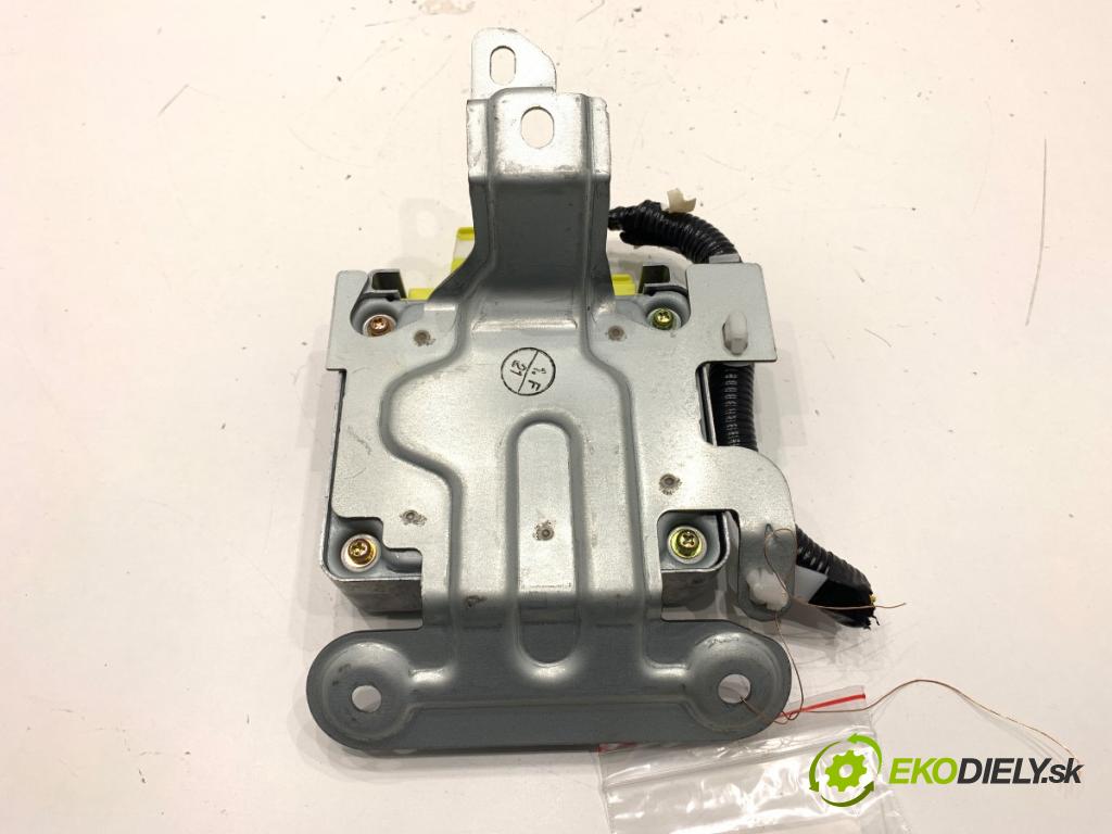 DAIHATSU CUORE VI liftback 2004 43 kW 1.0 989 senzor airbag 89170-B2040 (Snímač)