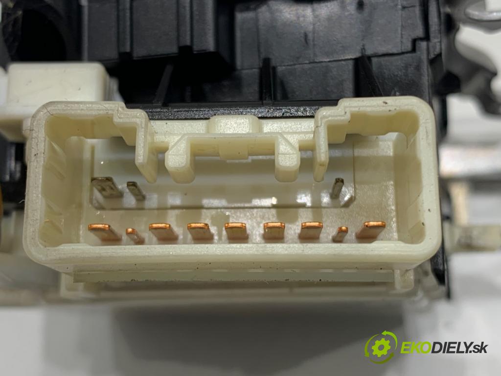 DAIHATSU CUORE VI liftback 2004 43 kW 1.0 989 Prepínač kombinovaný  (Prepínacie páčky pod volantom)