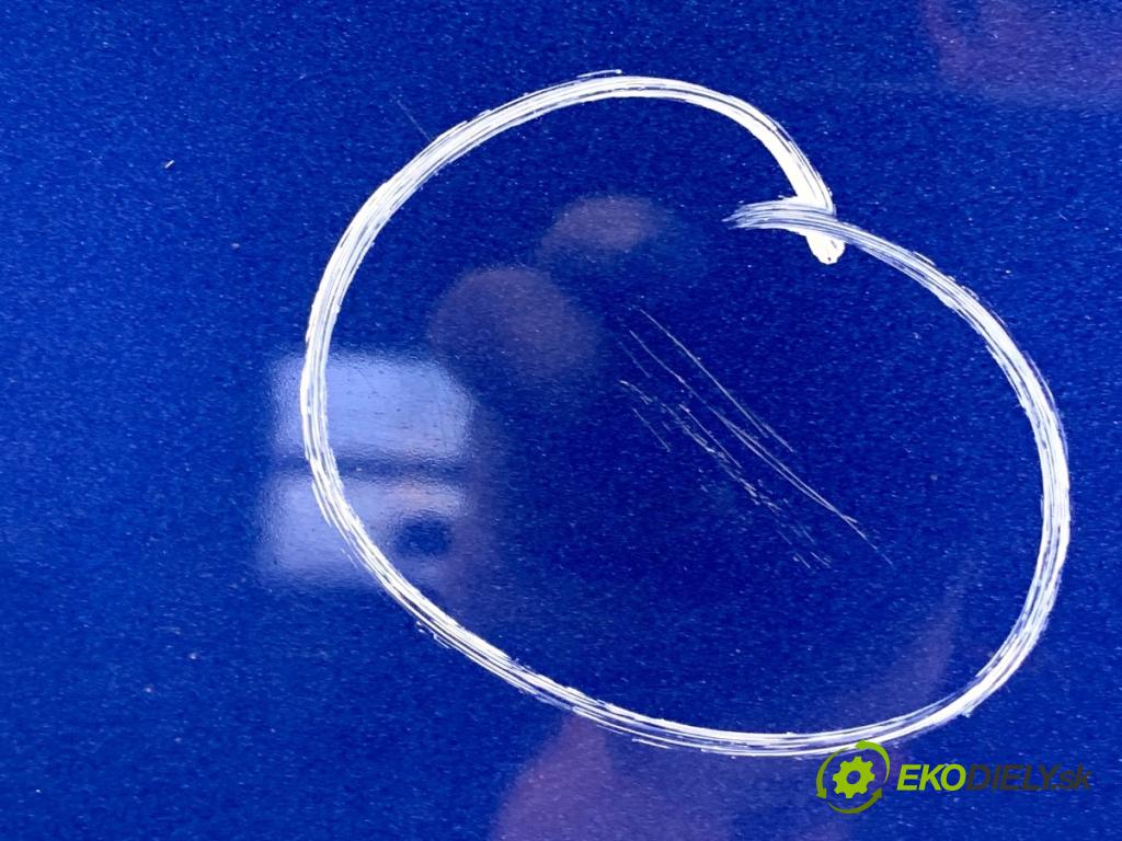 DAIHATSU CUORE VI liftback 2004 43 kW 1.0 989 kapota  (Kapota)