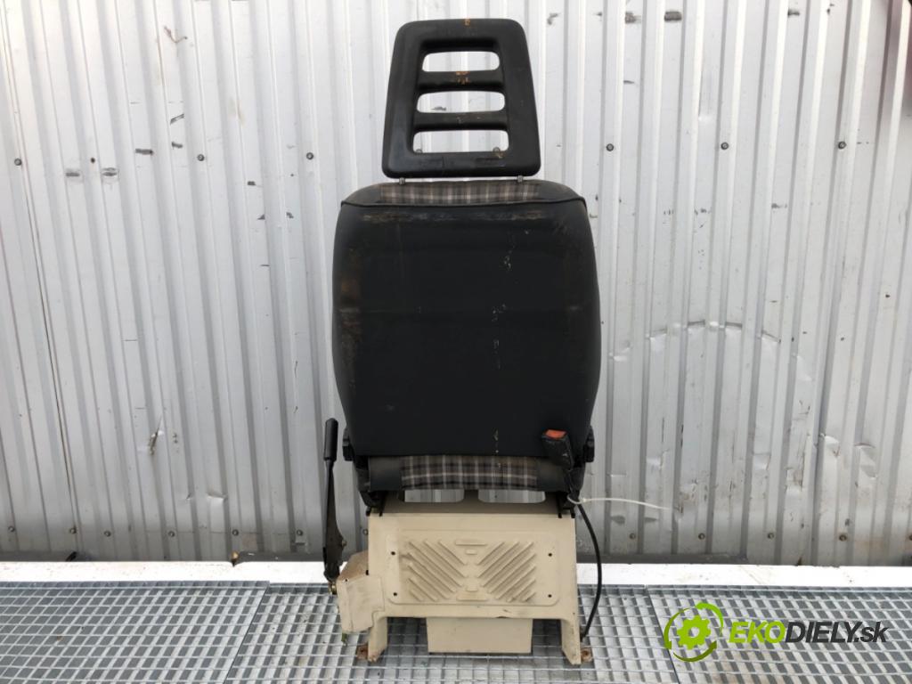 FIAT DUCATO I Platforma / podwozie 1993 70 kW 2.5 TD 2500 Sedadlo ľavy predný
