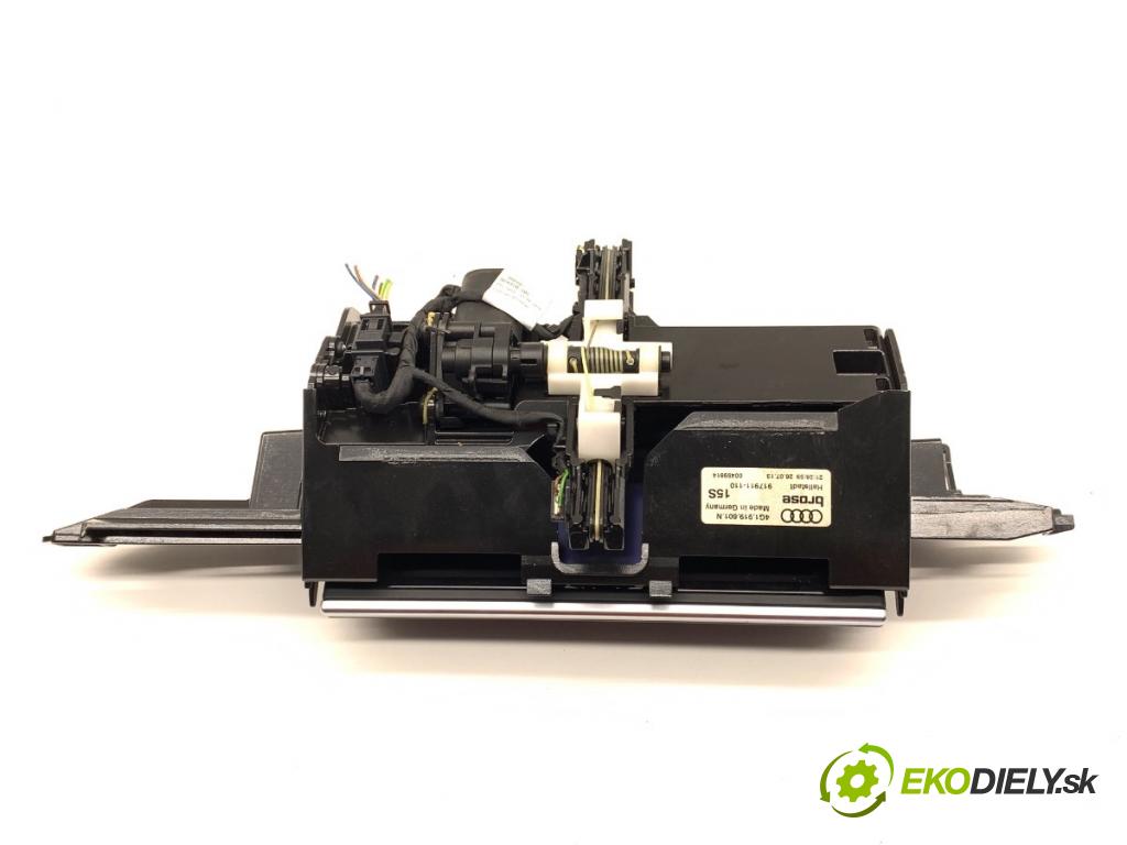 AUDI A6 C7 sedan 2013 150 kW 3.0 TDI quattro 2967 Dislpej 4G1919601N (Prístrojová doska)