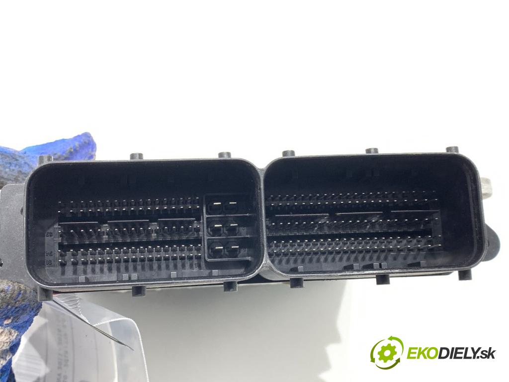 AUDI A6 C7 sedan 2013 150 kW 3.0 TDI quattro 2967 riadiaca jednotka Motor 4G0907311E 0281018892 (Riadiaca jednotka)