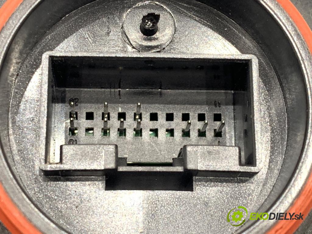 AUDI A6 C7 sedan 2013 150 kW 3.0 TDI quattro 2967 Menič XENON 4G0907697D (Riadiaca jednotka xenónu)