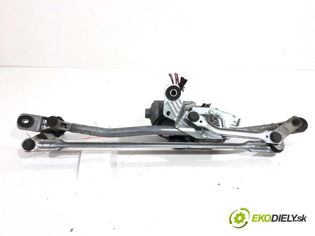 AUDI A6 C7 sedan 2013 150 kW 3.0 TDI quattro 2967 Mechanizmus stieračov predný 4G1955023A (Motorček stieračov predný)