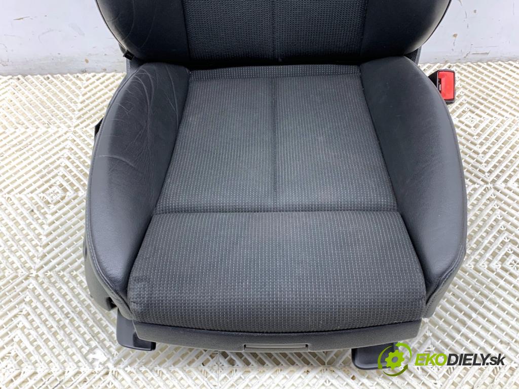 AUDI A6 C7 sedan 2013 150 kW 3.0 TDI quattro 2967 Sedadlo pravy predný S-LINE