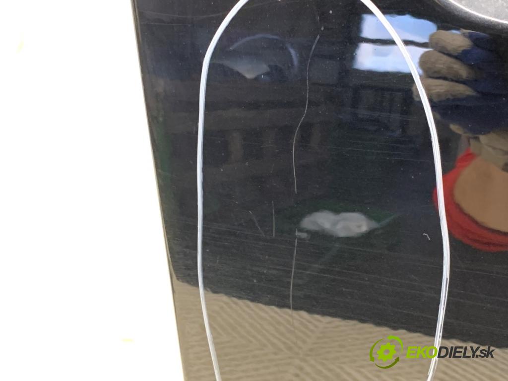 AUDI A6 C7 sedan 2013 150 kW 3.0 TDI quattro 2967 Dvere pravy predný