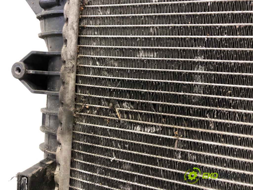 AUDI A6 C7 sedan 2013 150 kW 3.0 TDI quattro 2967 chladič vody 8K0121251AL (Vodní chladič)