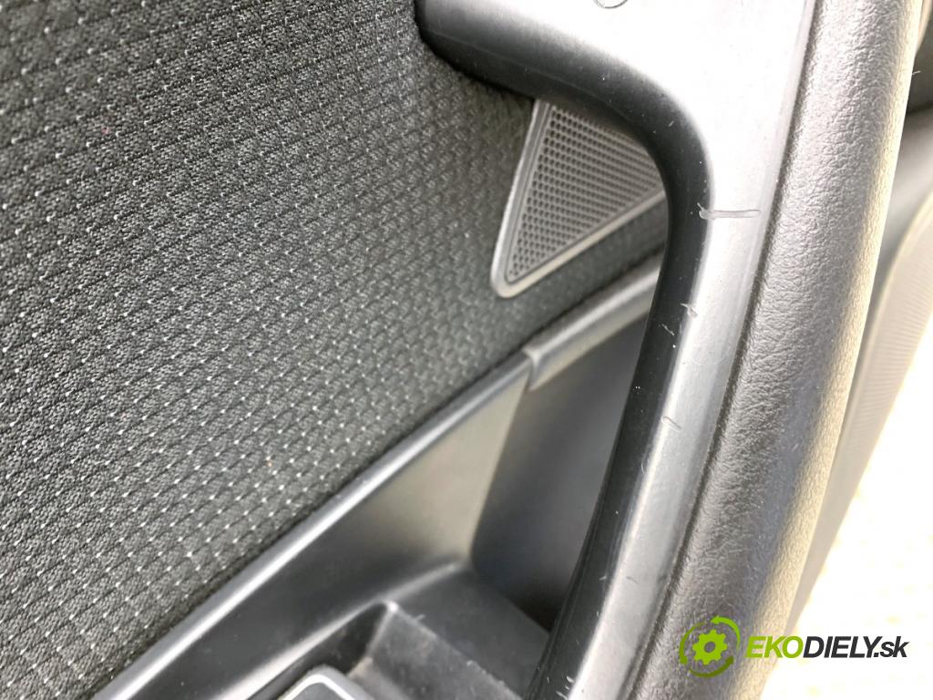 AUDI A6 C7 sedan 2013 150 kW 3.0 TDI quattro 2967 ča dveře levý přední část 4G1867105A