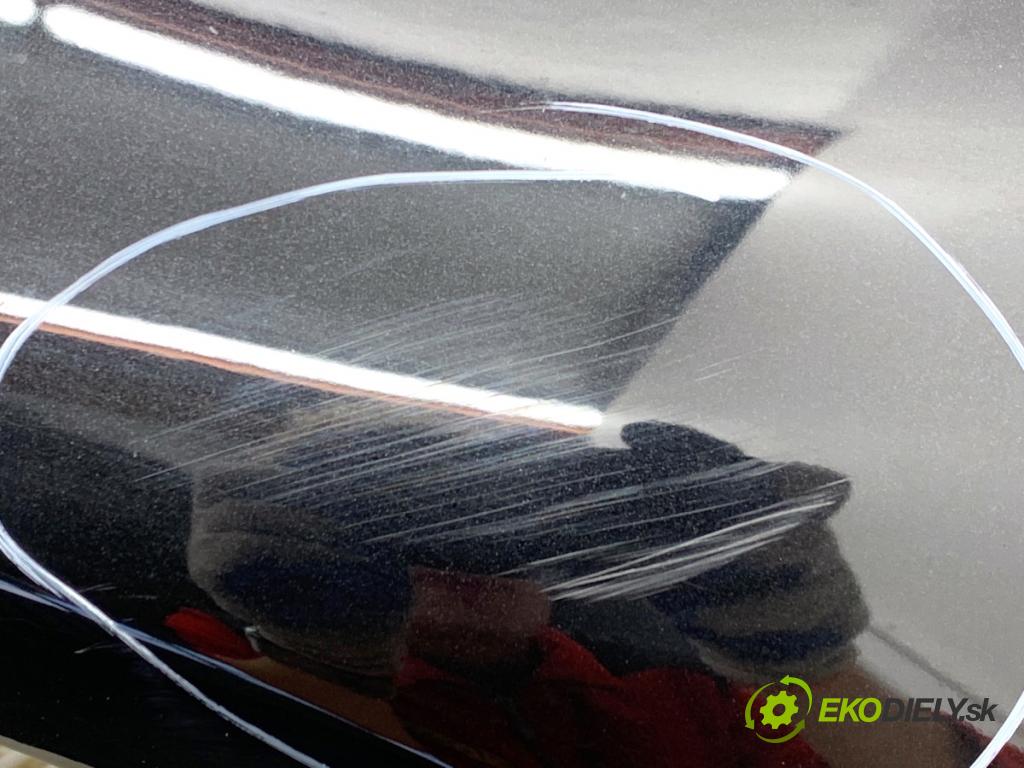 AUDI A6 C7 sedan 2013 150 kW 3.0 TDI quattro 2967 Blatník pravy predný