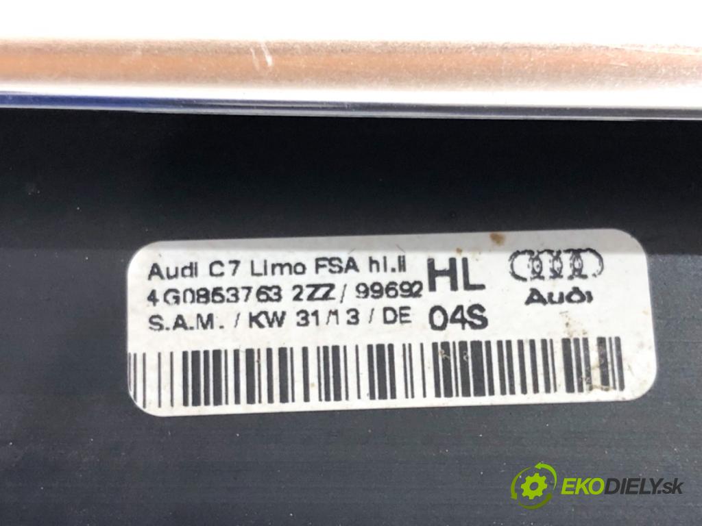 AUDI A6 C7 sedan 2013 150 kW 3.0 TDI quattro 2967 lišta Sbírání: zadní část levý 4G0853763