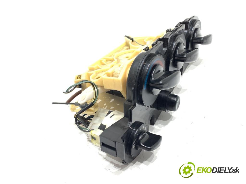 MITSUBISHI ECLIPSE I coupe 1992 110 kW 2.0 i 16V (D22A, D27A) 1997 Panel ovládania kúrenia 76282-94012 (Prepínacie páčky pod volantom)