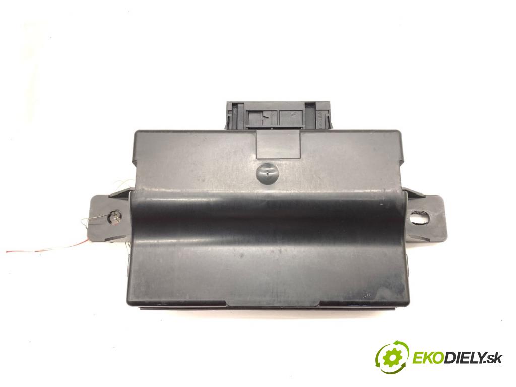 AUDI A6 C7 sedan 2013 150 kW 3.0 TDI quattro 2967 modul GATEWAY 4G0907468AC