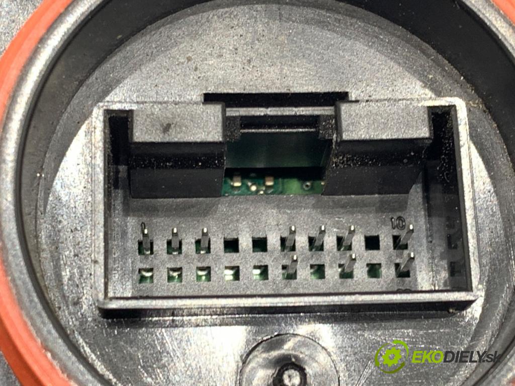 AUDI A6 C7 sedan 2013 150 kW 3.0 TDI quattro 2967 Menič XENON 4G0907697D (Riadiaca jednotka xenónu)