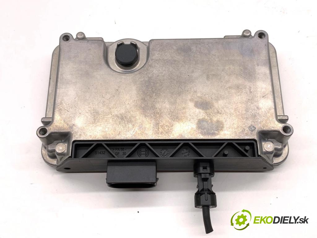 AUDI A6 C7 sedan 2013 150 kW 3.0 TDI quattro 2967 Modul KAMERY 4G0907107E