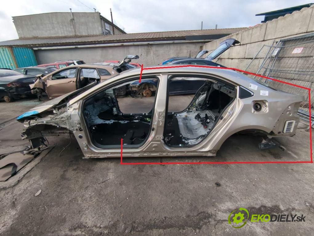 TOYOTA COROLLA E21  2022 92 kW 1.5 VVTi 92kW [125 KM] benzyna 2019 - 2022 1490 KAROSERIA ČTVRŤÁK blatník zadní část levý pravý práh střecha PODŁUŻNICA levý pravý