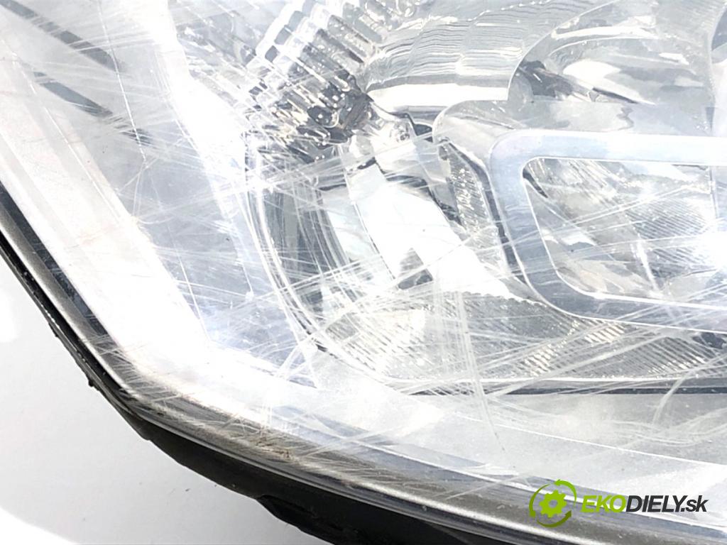 FORD FOCUS II Kombi 2010 85 kW 1.8 TDCi 1753 světlomet pravý přední část 8M51-13100-AC