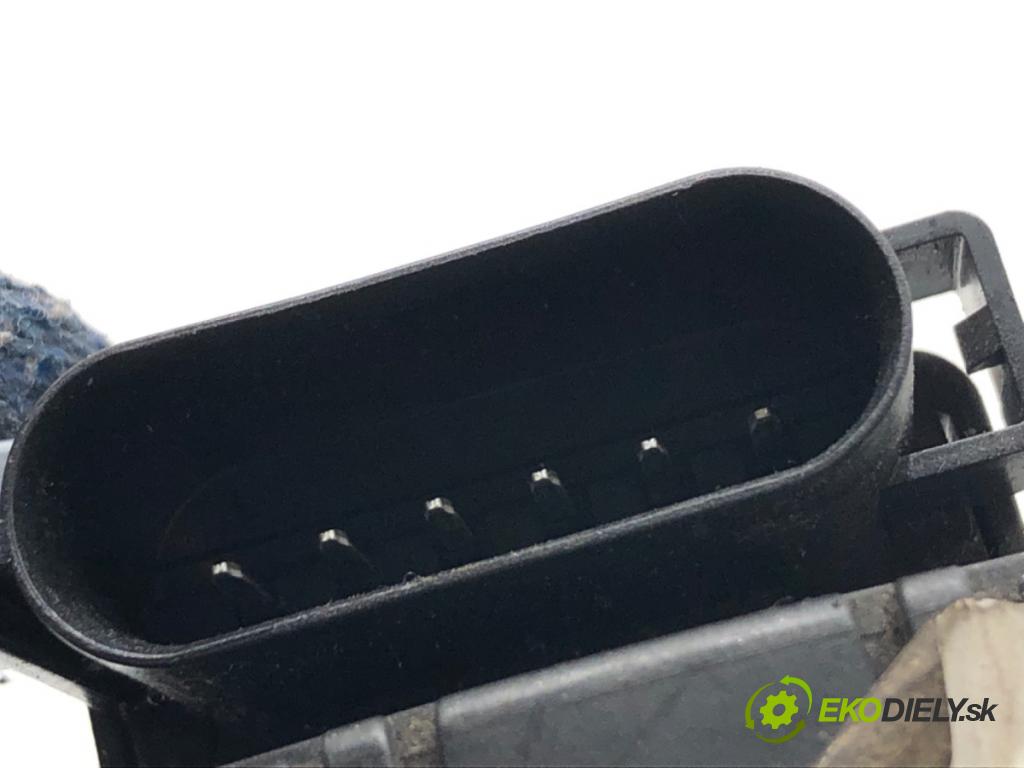 FORD FOCUS II Kombi 2010 85 kW 1.8 TDCi 1753 Potenciometer plynu 4M51-9F836-AK (Potenciometer plynového pedálu)