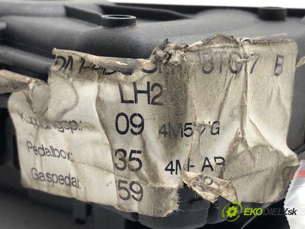 FORD FOCUS II Kombi 2010 85 kW 1.8 TDCi 1753 Potenciometer plynu 4M51-9F836-AK (Potenciometer plynového pedálu)