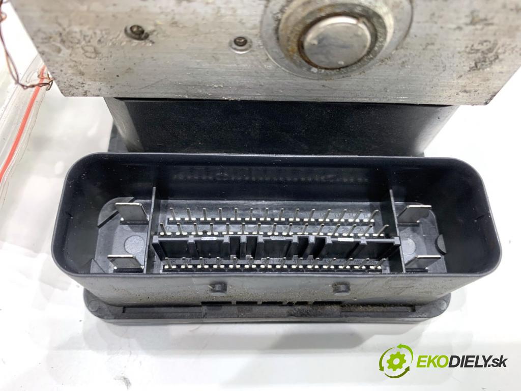 FORD FOCUS II Kombi 2010 85 kW 1.8 TDCi 1753 Pumpa ABS 8M51-2C405-CA (Pumpa ABS)