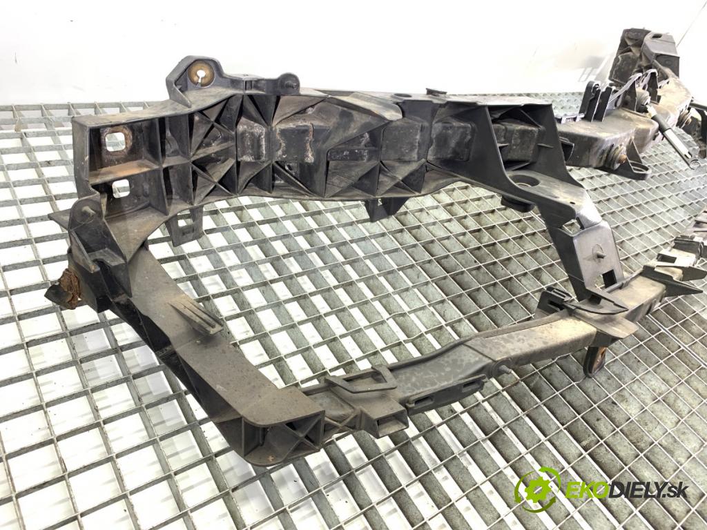 FORD FOCUS II Kombi 2010 85 kW 1.8 TDCi 1753 držák přední část  (Přední výztuha)