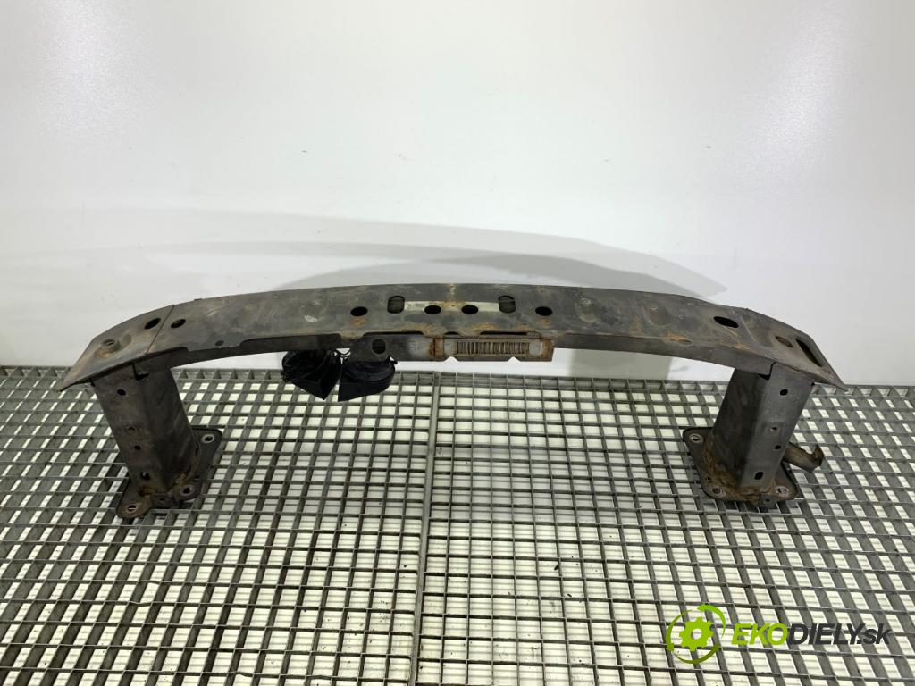 FORD FOCUS II Kombi 2010 85 kW 1.8 TDCi 1753 výztuha nárazníka přední část  (Přední výztuha)
