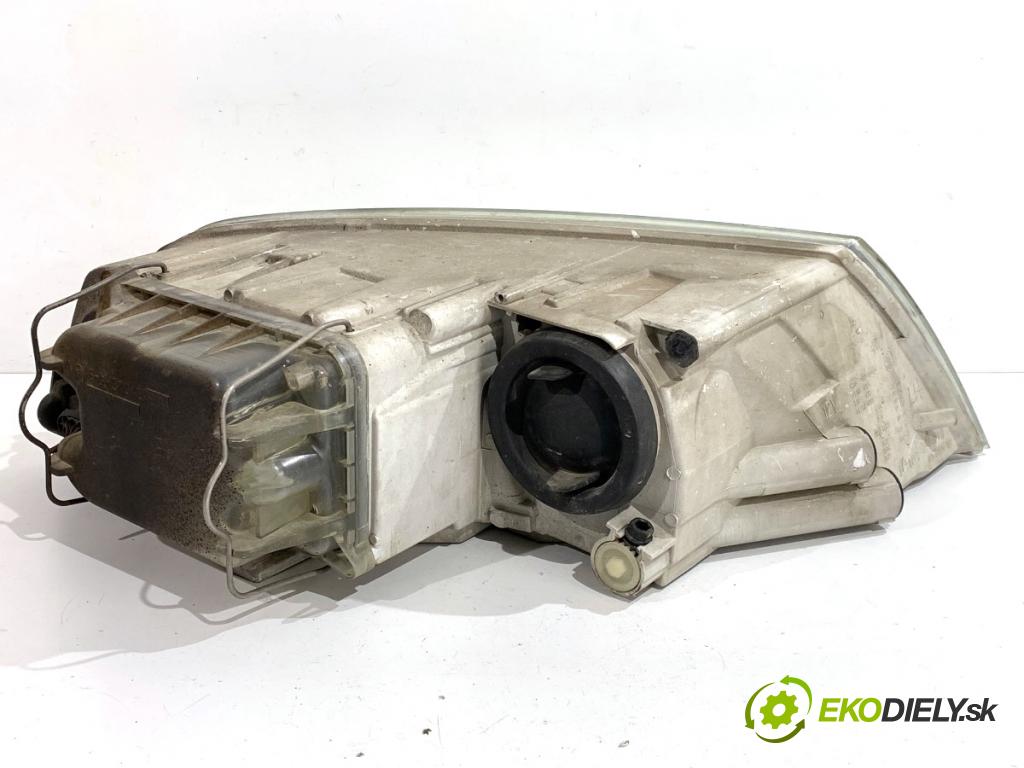 SKODA OCTAVIA II Kombi 2006 77 kW 1.9 TDI 1896 světlomet levý přední část