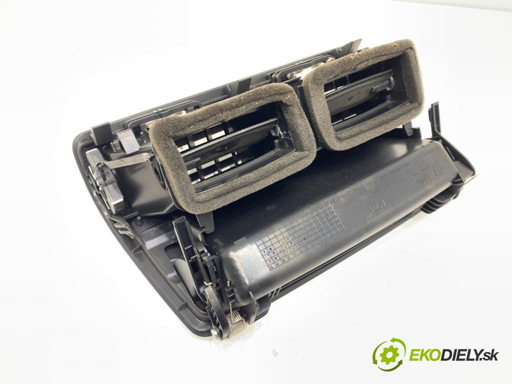 SKODA OCTAVIA II Kombi 2006 77 kW 1.9 TDI 1896 mří topení přední část