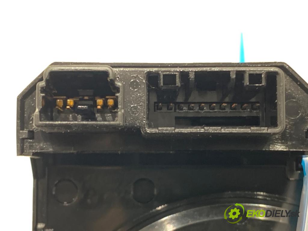 HONDA CIVIC IX liftback 2013 73 kW 1.4 i-VTEC (FK1) 1339 kroužek slimák airbag  (Airbag)