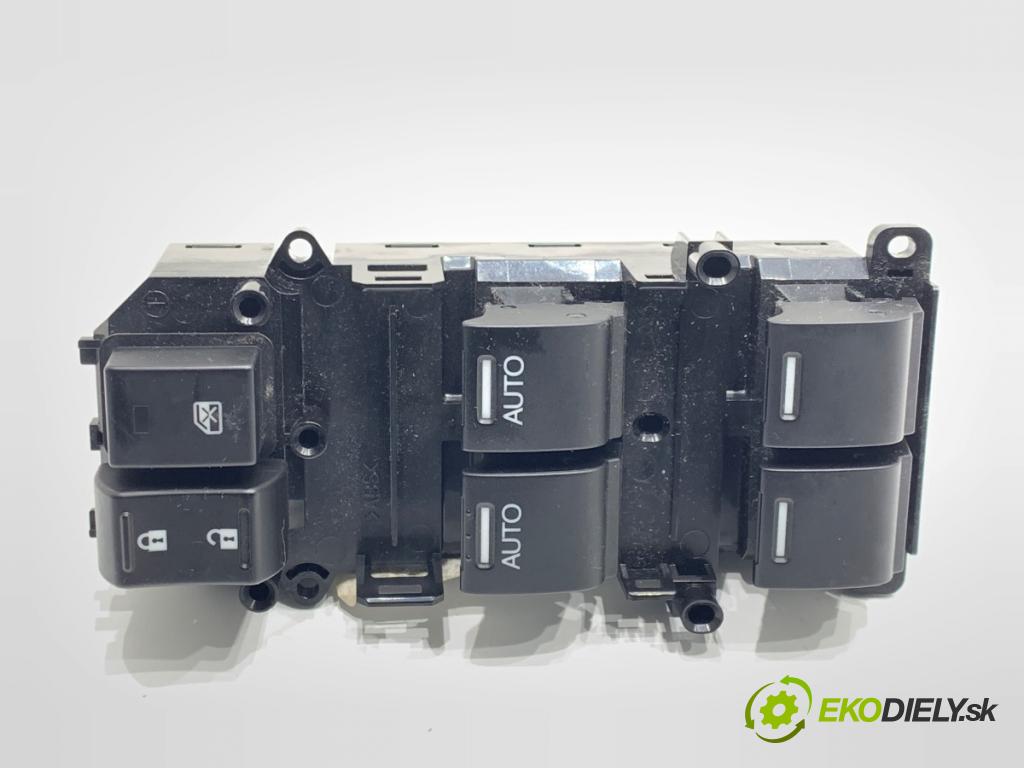 HONDA CIVIC IX liftback 2013 73 kW 1.4 i-VTEC (FK1) 1339 Prepínač okien 83590TV1G010MBM (Prepínacie páčky pod volantom)