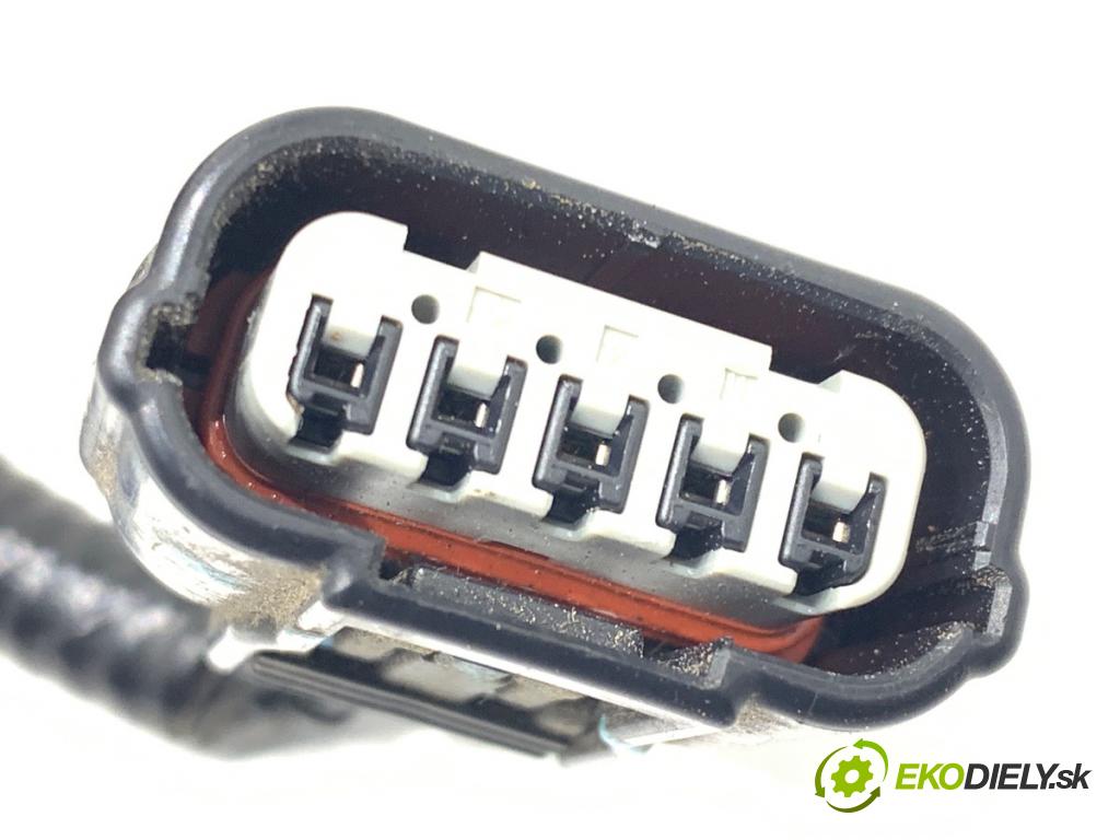 HONDA CIVIC IX liftback 2013 73 kW 1.4 i-VTEC (FK1) 1339 lišta vstřikovací  (Vstřikovací lišta)