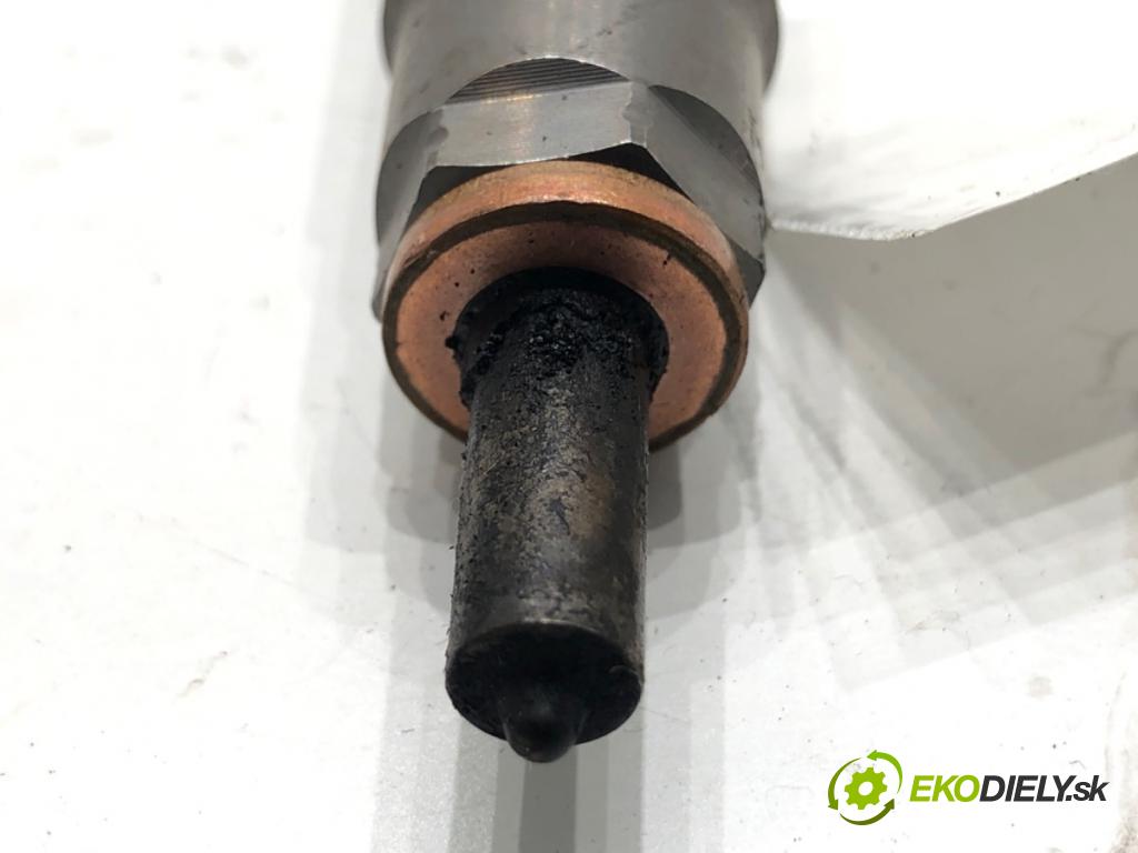 NISSAN QASHQAI J10 SUV 2011 110 kW 2.0 dCi 1995 vstrekovač 0445115084 (Vstrekovač paliva)