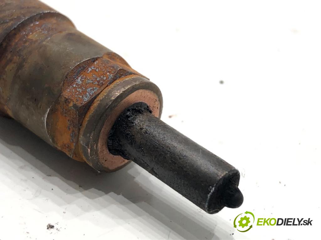 NISSAN QASHQAI J10 SUV 2011 110 kW 2.0 dCi 1995 vstrekovač 0445115084 (Vstrekovač paliva)