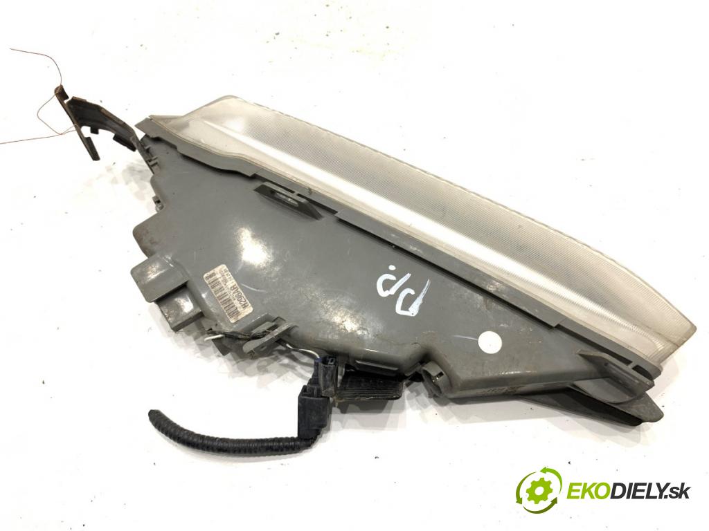 HONDA CIVIC IX liftback 2013 73 kW 1.4 i-VTEC (FK1) 1339 světlo DRL: pravý přední část