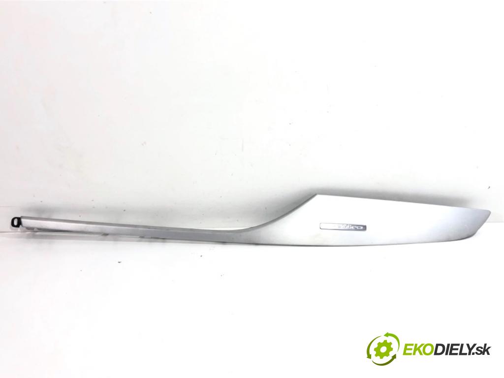 AUDI A6 C7 sedan 2013 150 kW 3.0 TDI quattro 2967 lišty kryt 4G1853190 (Lišta)