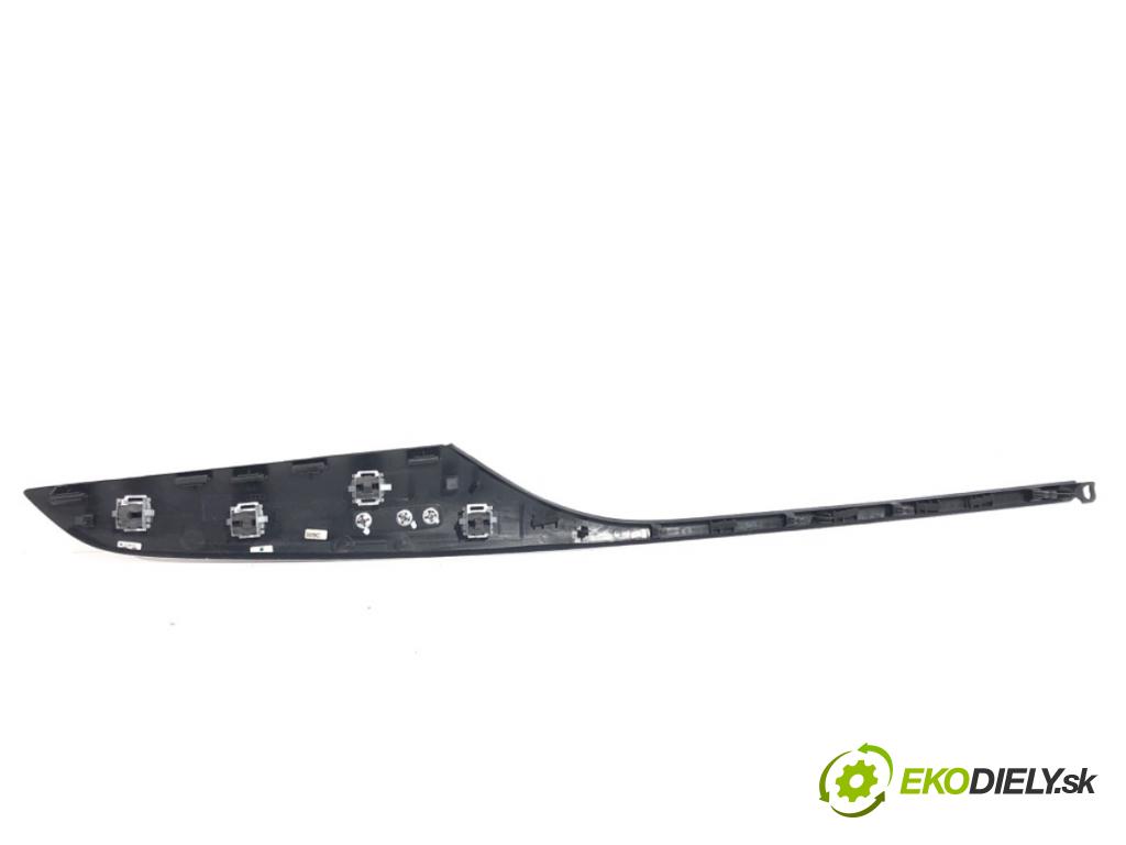 AUDI A6 C7 sedan 2013 150 kW 3.0 TDI quattro 2967 lišty kryt 4G1853190 (Lišta)