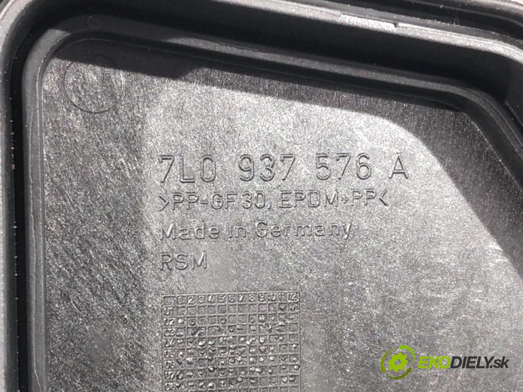AUDI Q7 4L SUV 2009 176 kW 3.0 TDI quattro 2967 skříňka poistková 7L0937576B (Pojistková skříňka)