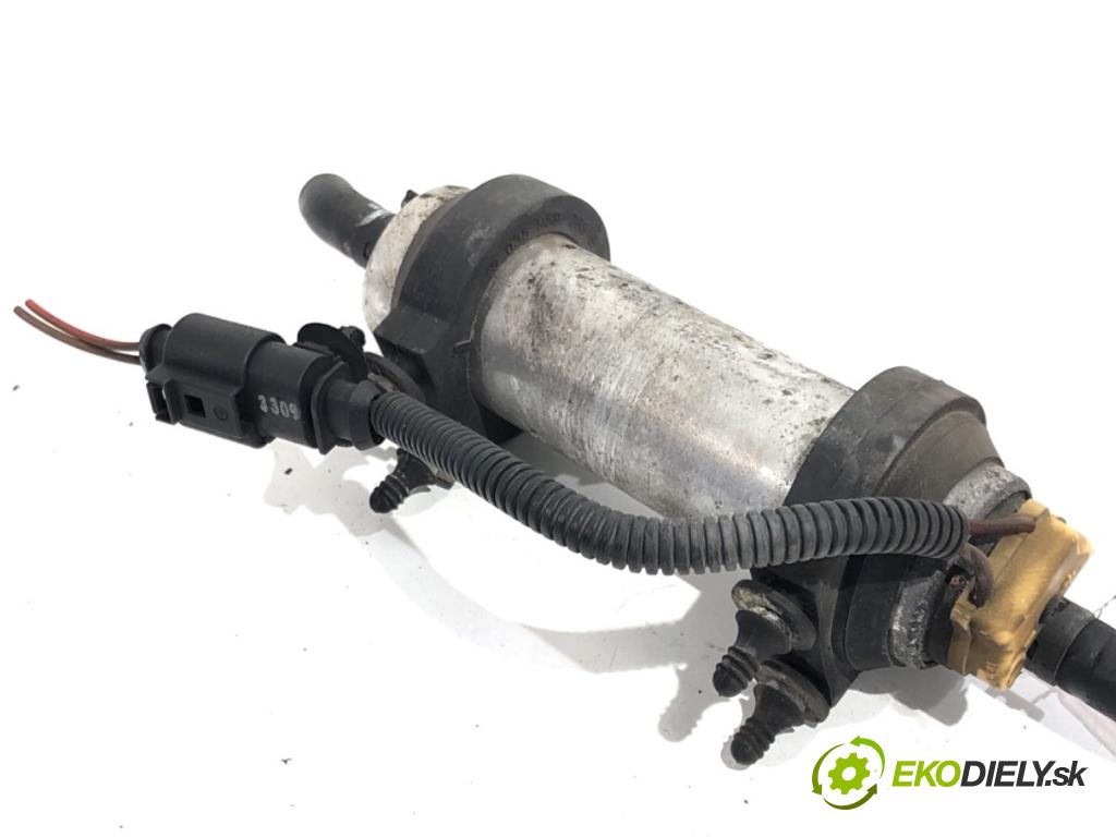 AUDI Q7 4L SUV 2009 176 kW 3.0 TDI quattro 2967 pumpa paliva vnejší 035959209E (Palivové čerpadlo)