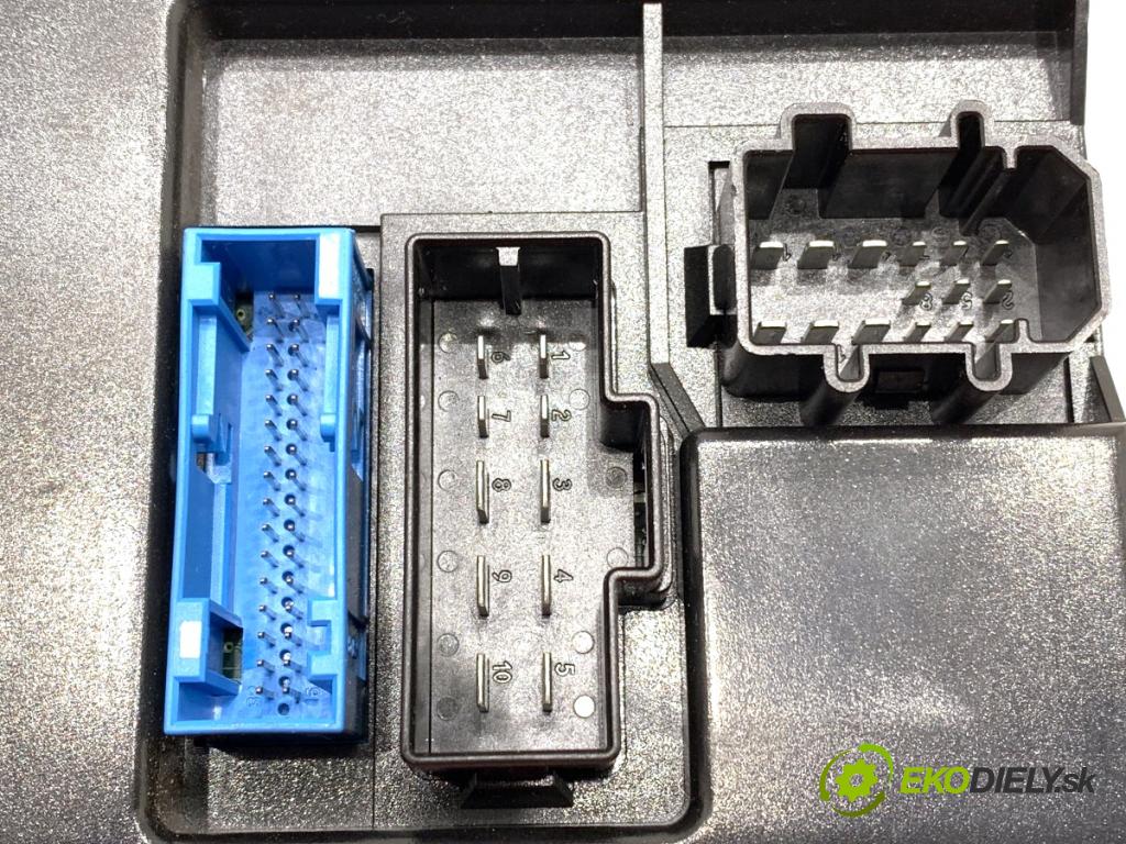 AUDI Q7 4L SUV 2009 176 kW 3.0 TDI quattro 2967 Modul svetiel 4L0907289H (Riadiaca jednotka ostatné)