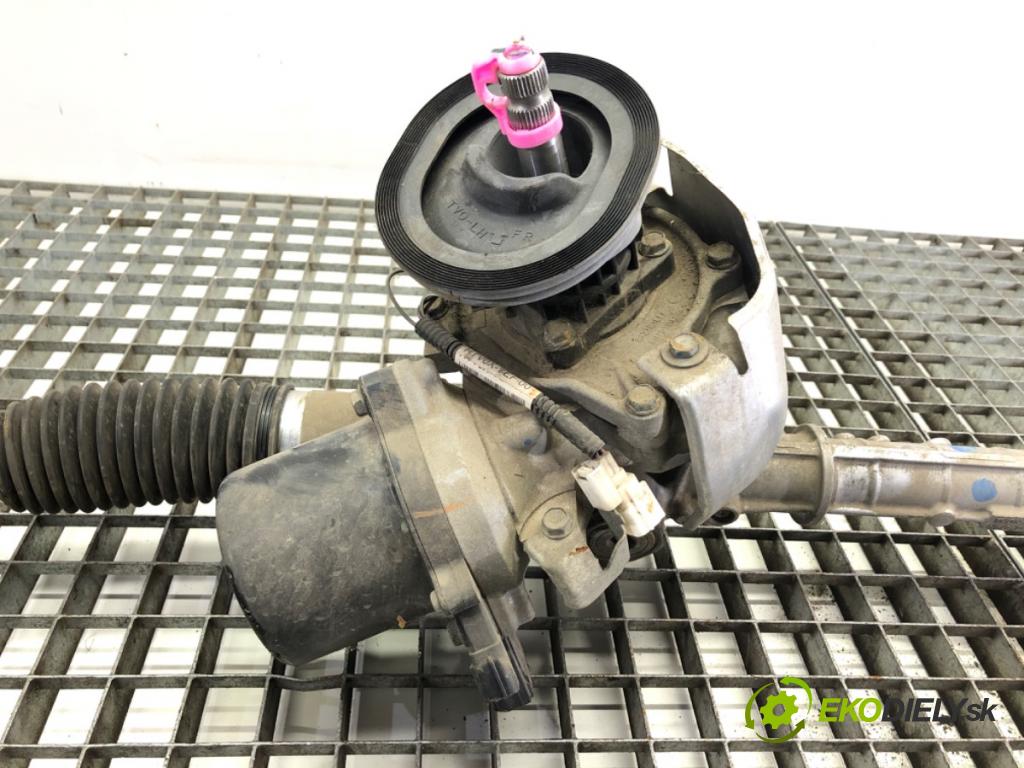 HONDA CIVIC IX liftback 2013 73 kW 1.4 i-VTEC (FK1) 1339 řízení C5AAE (Řízení)