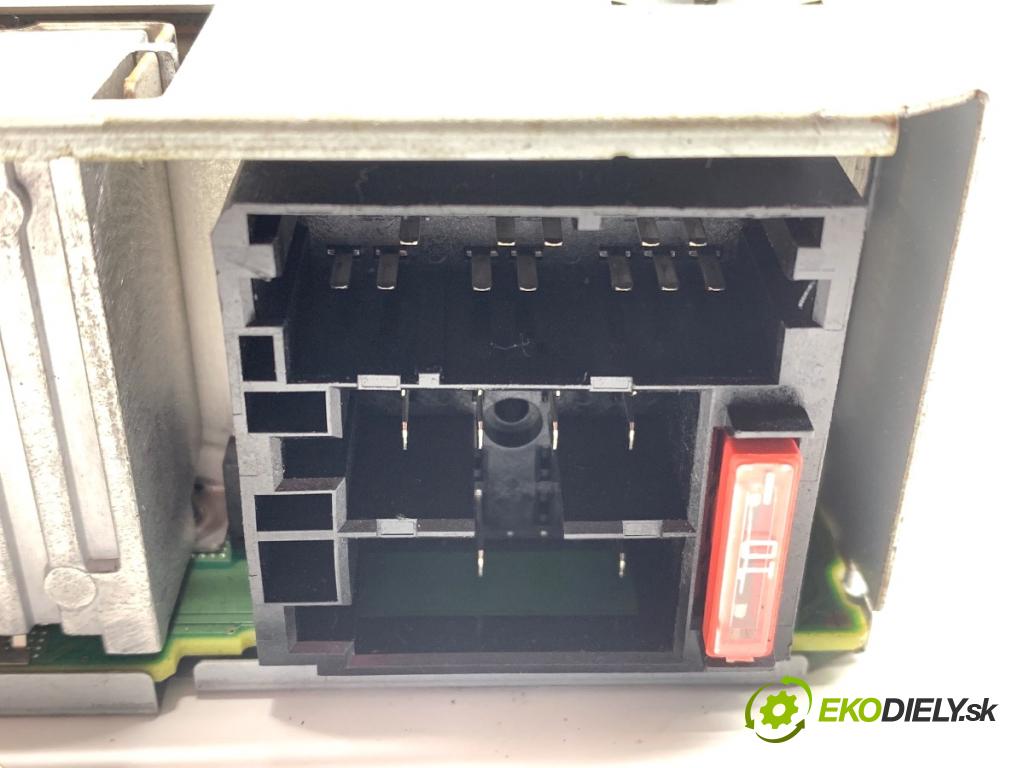 RENAULT LAGUNA III Kombi 2009 110 kW 2.0 dCi (KT01, KT08, KT09, KT0K, KT12, KT1D, KT1W) 1995 RADIO 281156980R (Audio zařízení)