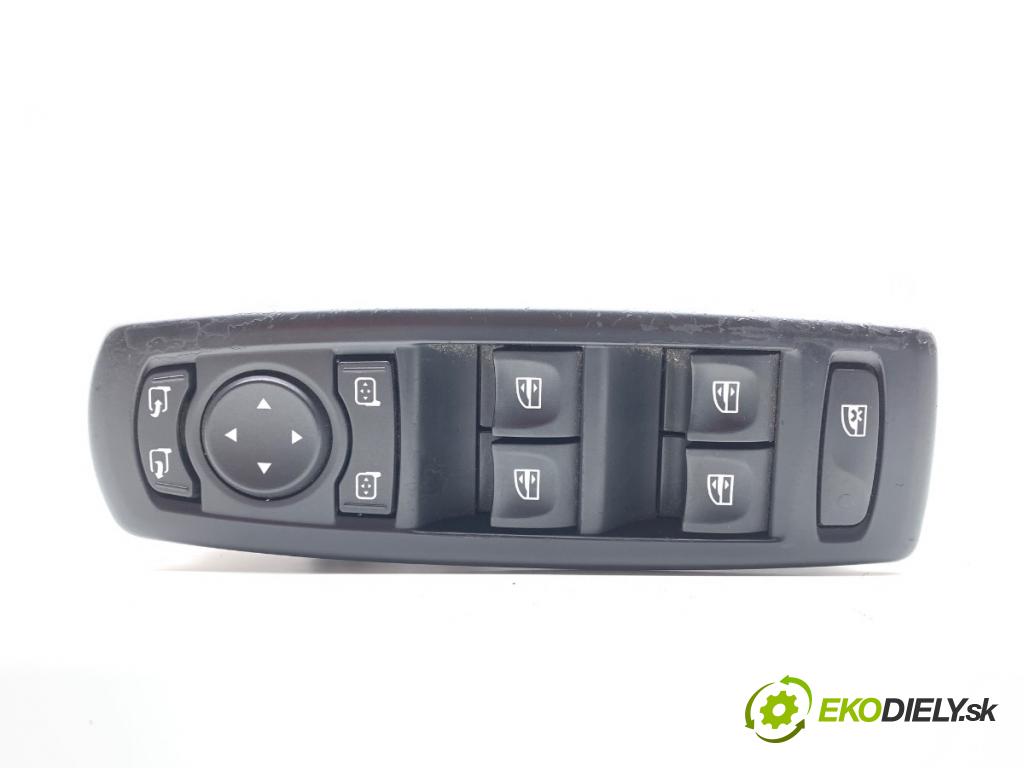 RENAULT LAGUNA III Kombi 2009 110 kW 2.0 dCi (KT01, KT08, KT09, KT0K, KT12, KT1D, KT1W) 1995 Prepínač okien 809610006R (Prepínacie páčky pod volantom)