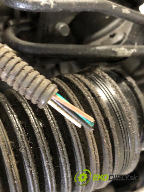 RENAULT LAGUNA III Kombi 2009 110 kW 2.0 dCi (KT01, KT08, KT09, KT0K, KT12, KT1D, KT1W) 1995 řízení  (Řízení)