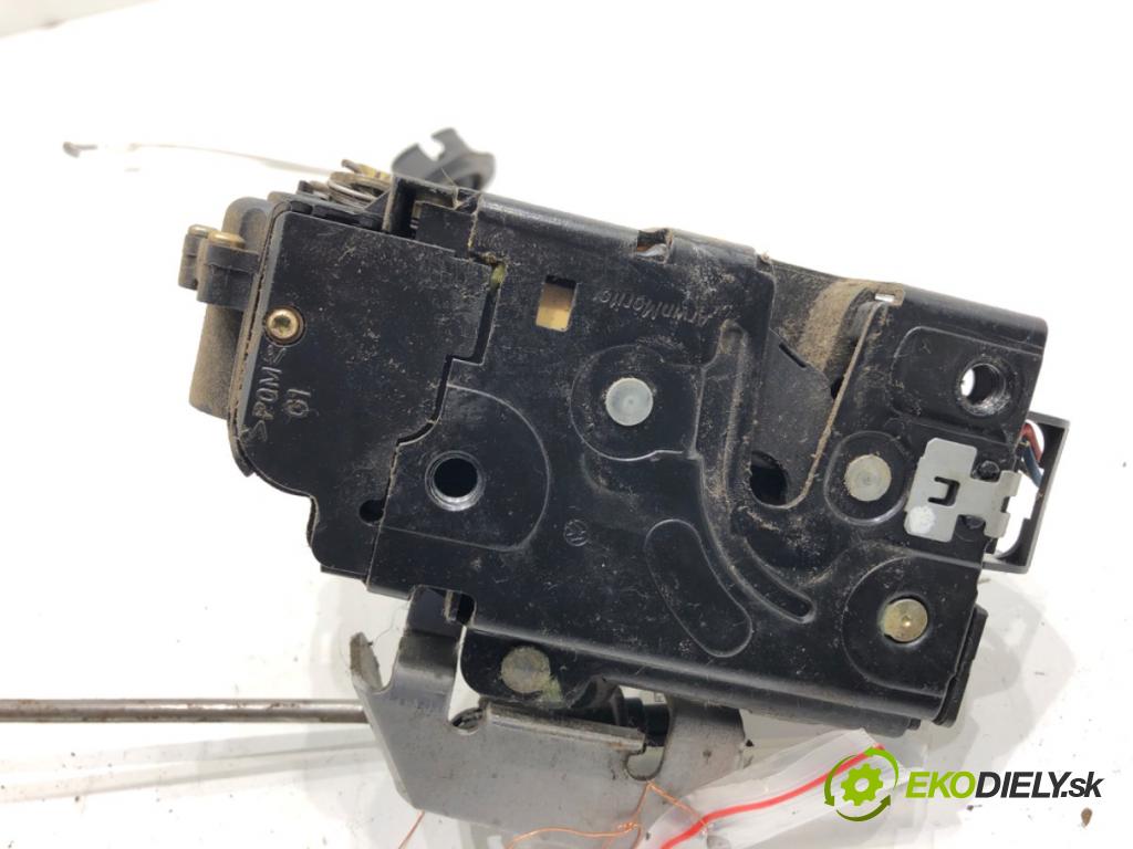 AUDI A4 B6 Kombi 2004 96 kW 1.9 TDI 1896 zámok dveře levý přední část 4B1837015G