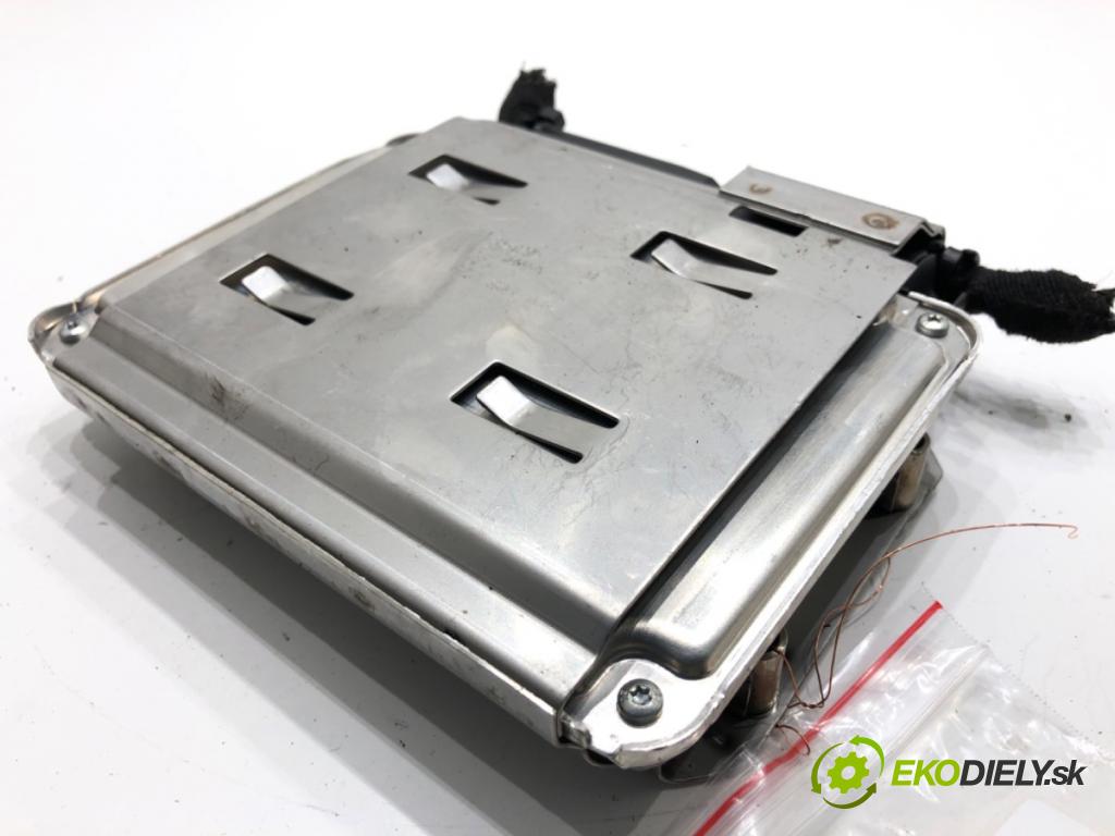 AUDI A4 B6 Kombi 2004 96 kW 1.9 TDI 1896 riadiaca jednotka Motor 8E0907411 (Riadiaca jednotka)