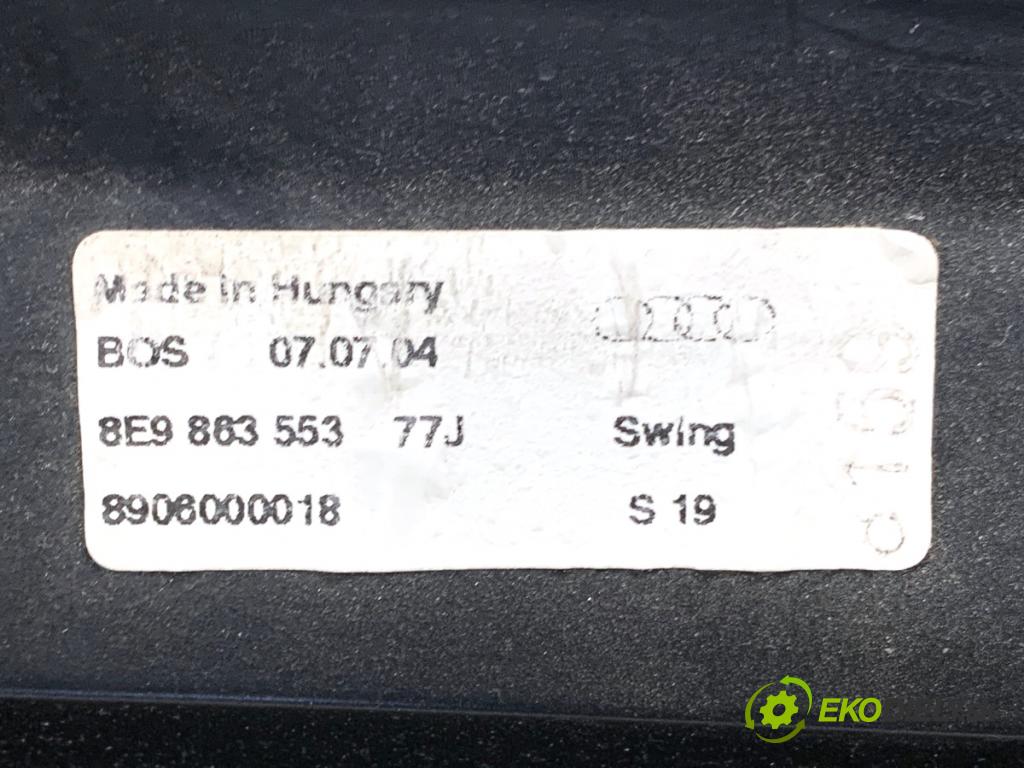 AUDI A4 B6 Kombi 2004 96 kW 1.9 TDI 1896 Roleta kufra 8E9863553