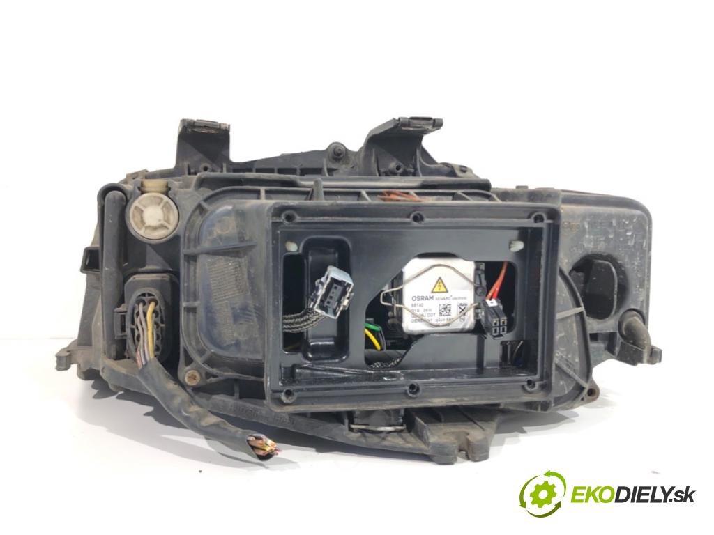 AUDI A4 B6 Kombi 2004 96 kW 1.9 TDI 1896 světlomet pravý přední část XENON 8E0941004P