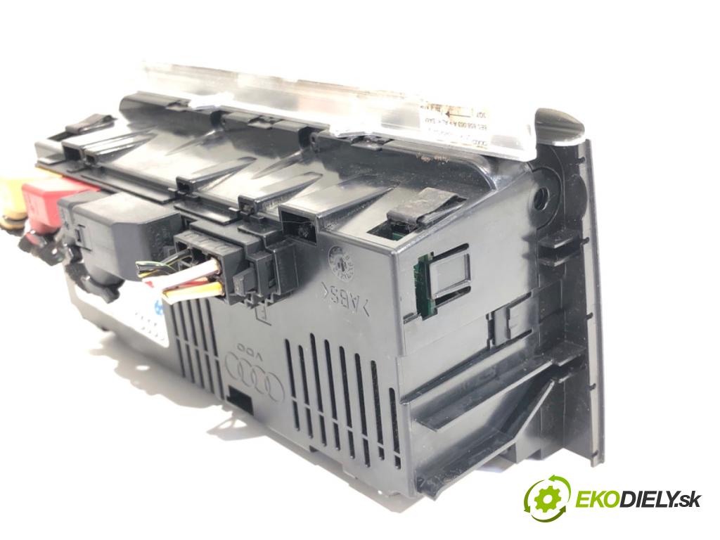 AUDI A4 B6 Kombi 2004 96 kW 1.9 TDI 1896 Panel ovládania kúrenia 8E0820043AB (Prepínacie páčky pod volantom)