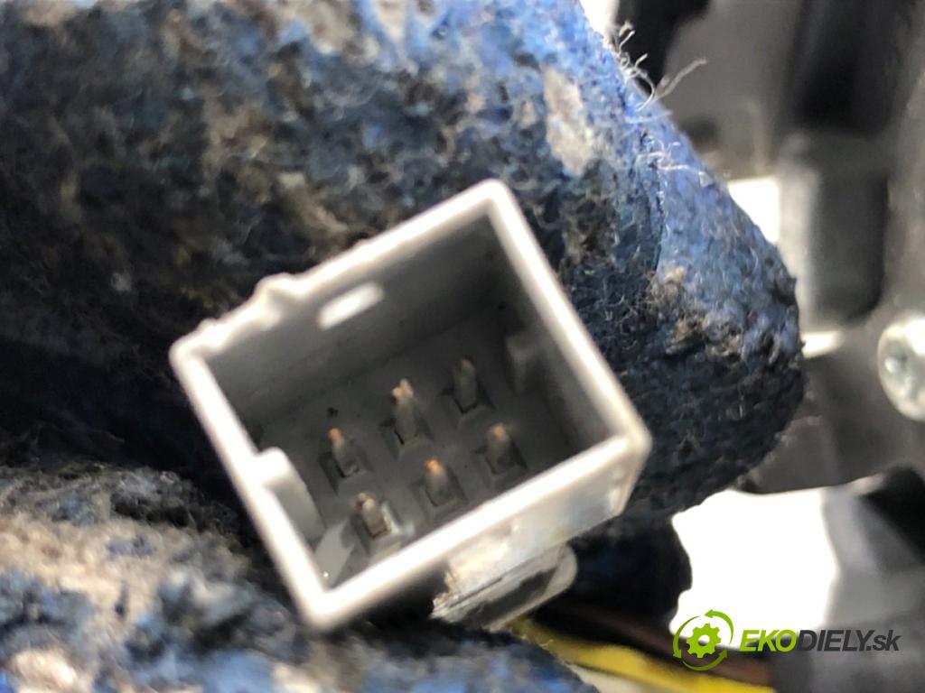 AUDI A6 C6 sedan 2008 103 kW 2.0 TDI 1968 Spätné zrkadlo vnútorné 4F0857511E (Spätné zrkadlo vnútorné)